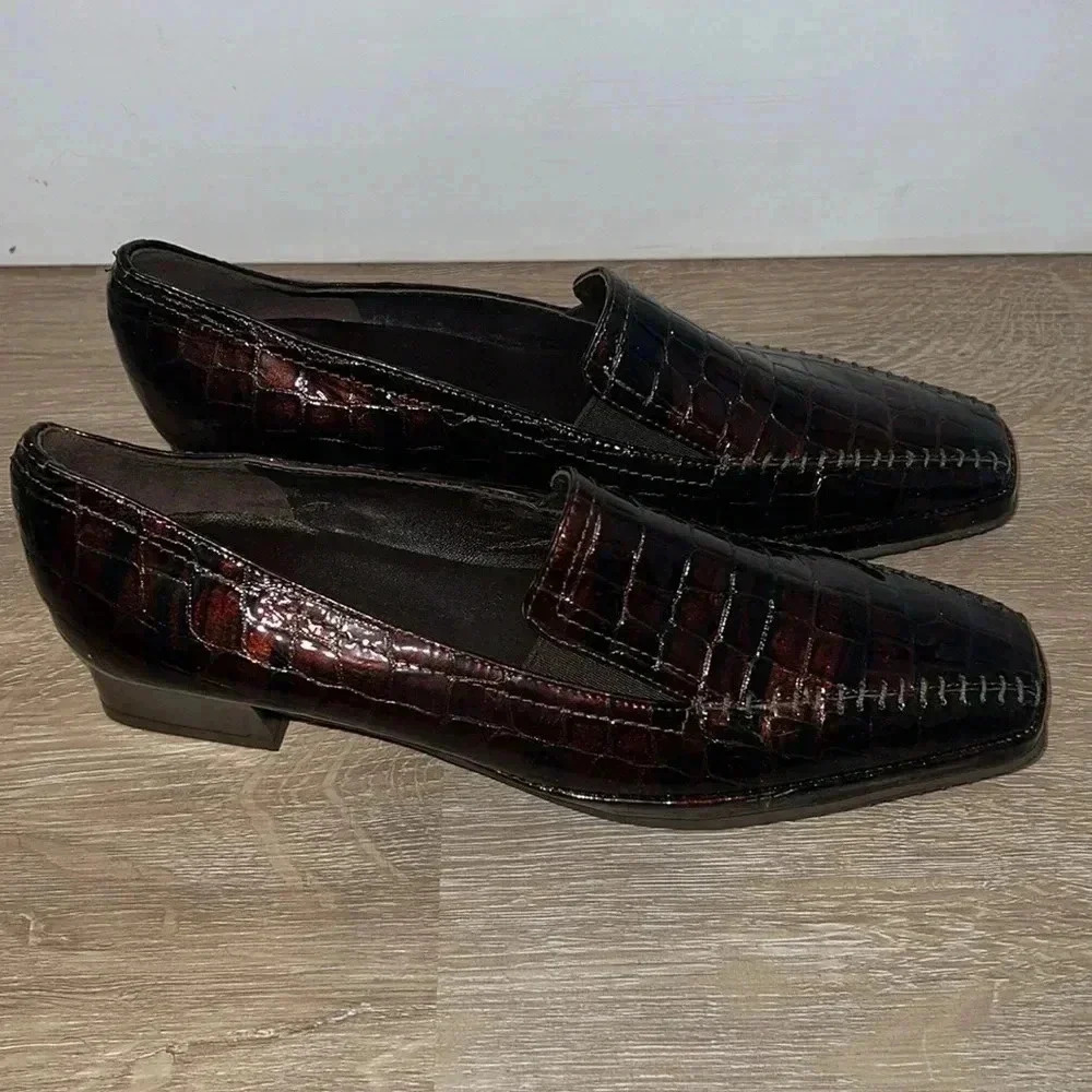 Amalfi by Rangoni Women’s Loafers - Picture 3 of 6